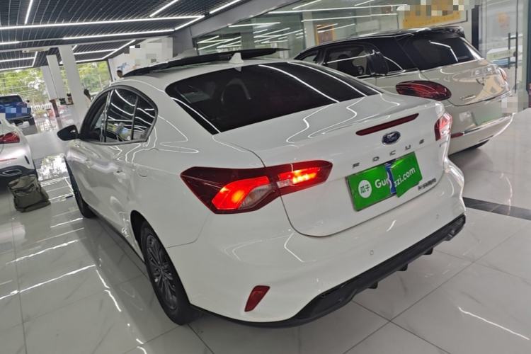 Used Ford Focus 2022 Sedan EcoBoost 180 Automatic Performance Edition Rear Left 45 Deg