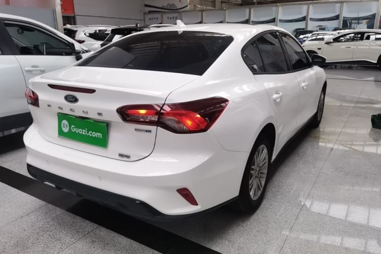 Used Ford Focus 2022 Sedan EcoBoost 180 Automatic Performance Edition Rear Right 45 Deg