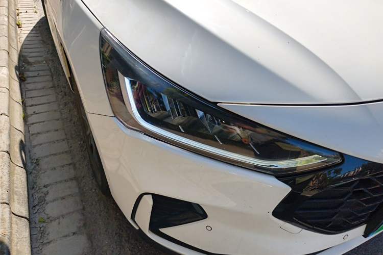 Used Ford Focus 2022 Hatchback EcoBoost 180 Automatic Performance Edition Right Front Headlight
