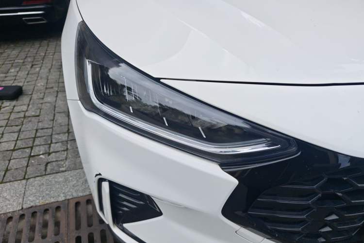 Used Ford Focus 2022 Hatchback EcoBoost 180 Automatic Performance Edition Right Front Headlight