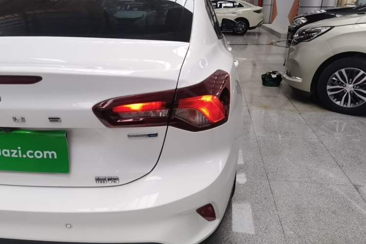 Used Ford Focus 2022 Sedan EcoBoost 180 Automatic Performance Edition Right Rear Taillight