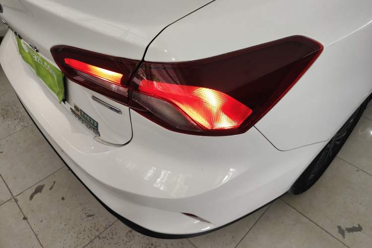Used Ford Focus 2022 Sedan EcoBoost 180 Automatic Performance Edition Right Rear Taillight