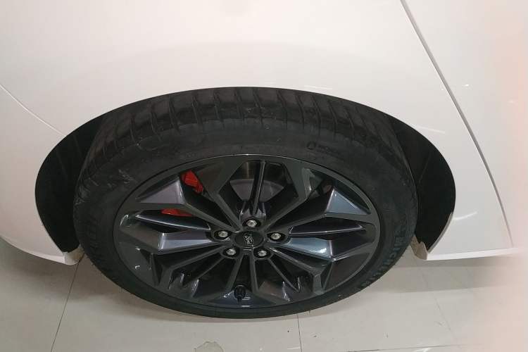 Used Ford Focus 2022 Hatchback EcoBoost 180 Automatic ST Line Right Rear Wheel Hub