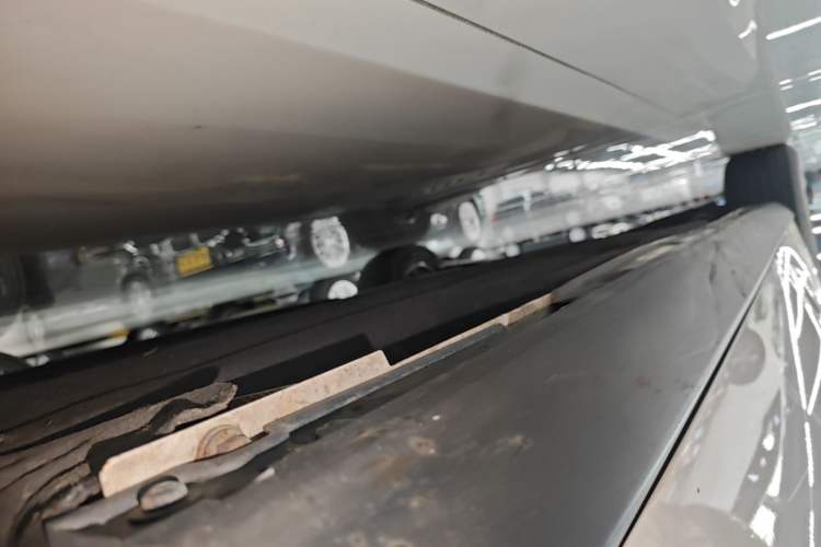 Used Ford Focus 2022 Sedan EcoBoost 180 Automatic Performance Edition Right Side Sill