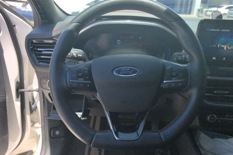 Used Ford Focus 2022 Sedan EcoBoost 180 Automatic ST Line Steering Wheel