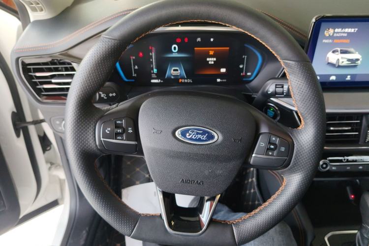Used Ford Focus 2022 Sedan EcoBoost 180 Automatic Performance Edition Steering Wheel