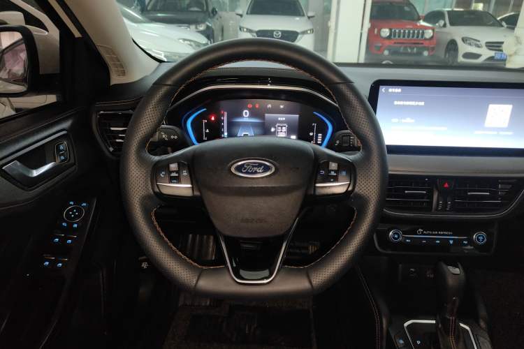 Used Ford Focus 2022 Sedan EcoBoost 180 Automatic Performance Edition Steering Wheel