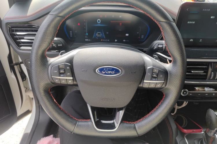 Used Ford Focus 2022 Sedan EcoBoost 180 Automatic ST Line Steering Wheel
