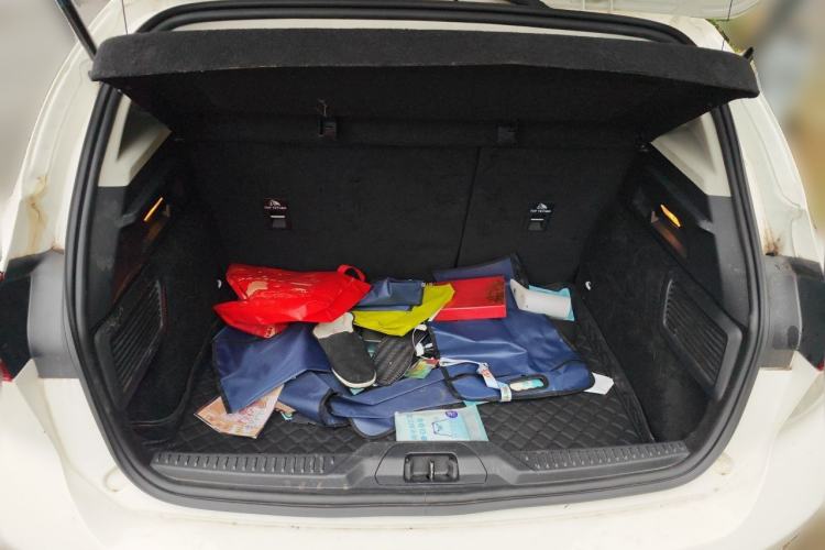 Used Ford Focus 2022 Hatchback EcoBoost 180 Automatic Performance Edition Trunk