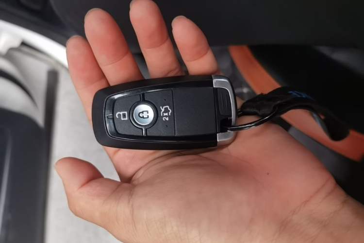 Used Ford Focus 2022 Sedan EcoBoost 180 Automatic Performance Edition Vehicle Key