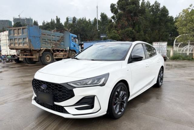 Used Ford Focus 2022 Sedan EcoBoost 180 Automatic ST Line