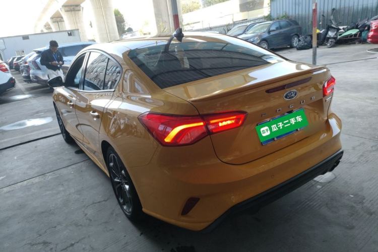 Used Ford Focus 2022 Sedan EcoBoost 180 Automatic ST Line Exterior 2