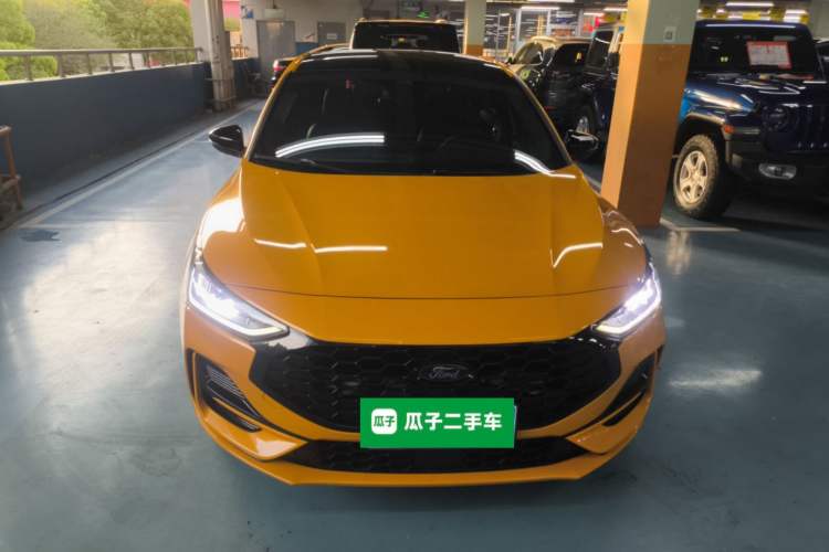 Used Ford Focus 2022 Hatchback EcoBoost 180 Automatic ST Line Front