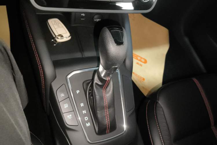 Used Ford Focus 2022 Hatchback EcoBoost 180 Automatic ST Line Gear Lever