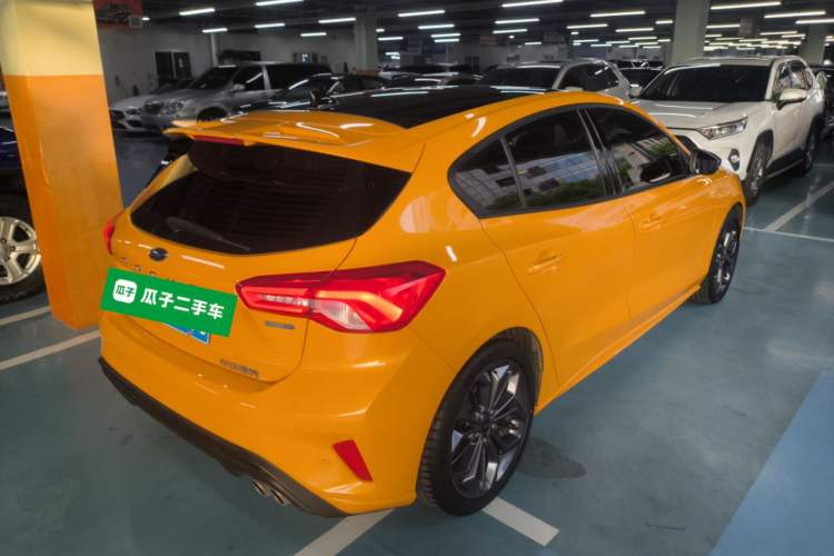 Used Ford Focus 2022 Hatchback EcoBoost 180 Automatic ST Line Rear Right 45 Deg