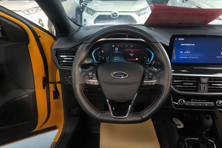 Used Ford Focus 2022 Hatchback EcoBoost 180 Automatic ST Line Steering Wheel