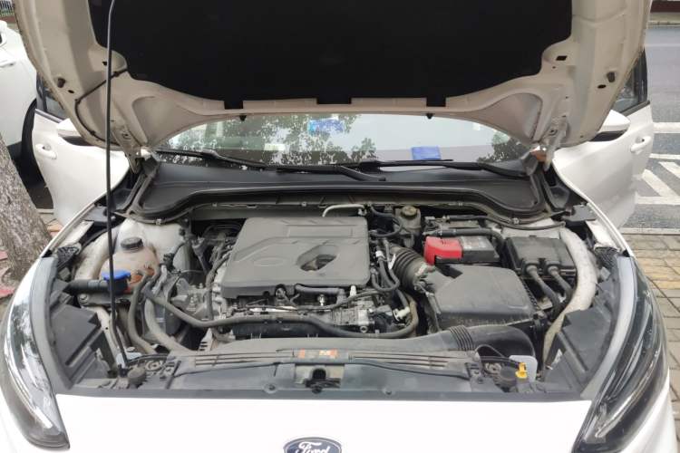 Used Ford Focus Active 2021 EcoBoost 180 Automatic Trendy Model Engine Bay