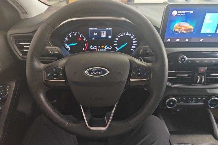 Used Ford Focus Active 2020 EcoBoost 180 Automatic Trendy Model Steering Wheel