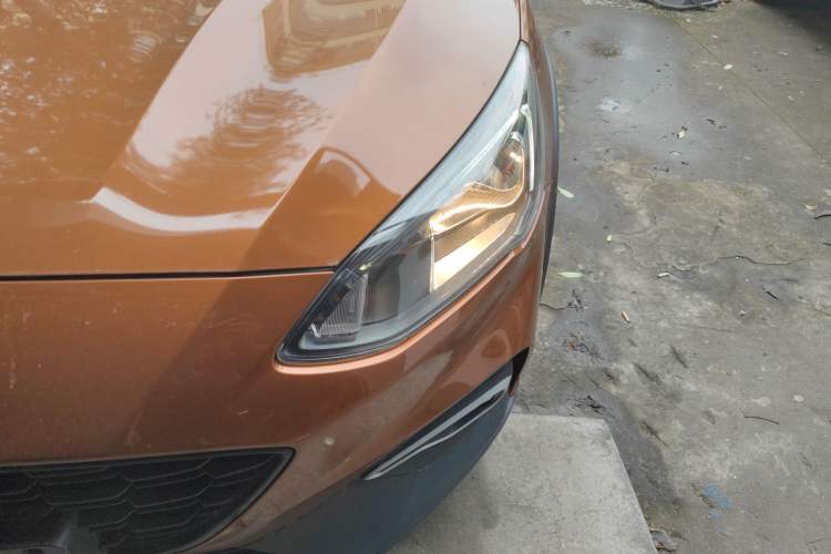 Used Ford Focus Active 2020 EcoBoost 180 Automatic Trendy Model Left Front Headlight