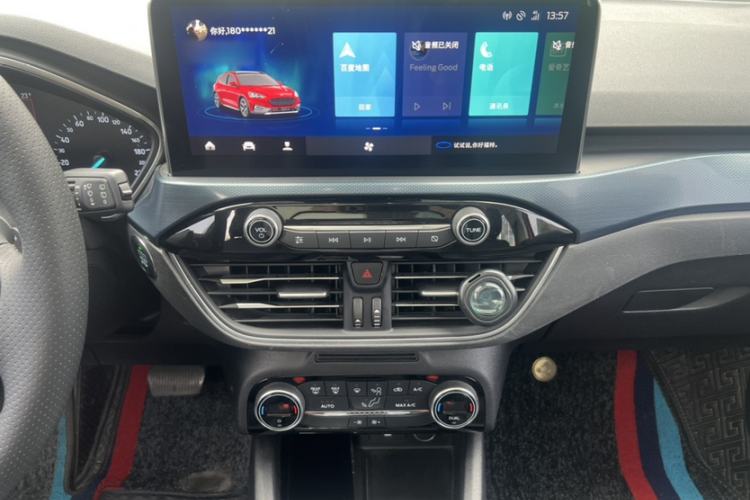 Used Ford Focus Active 2020 EcoBoost 180 Automatic Titanium Edition Audio And AC Panel