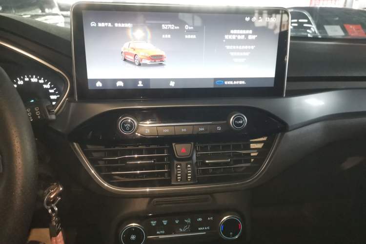 Used Ford Focus Active 2020 EcoBoost 180 Automatic Trendy Model Audio And AC Panel