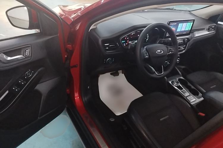 Used Ford Focus Active 2020 EcoBoost 180 Automatic Trendy Model Driver Seat