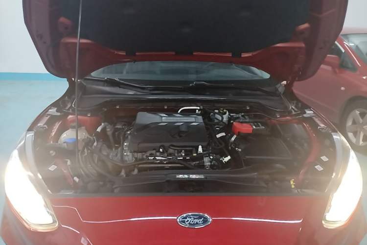 Used Ford Focus Active 2020 EcoBoost 180 Automatic Trendy Model Engine Bay