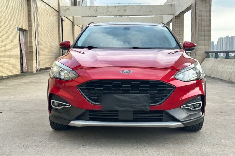 Used Ford Focus Active 2020 EcoBoost 180 Automatic Trendy Model Exterior 3