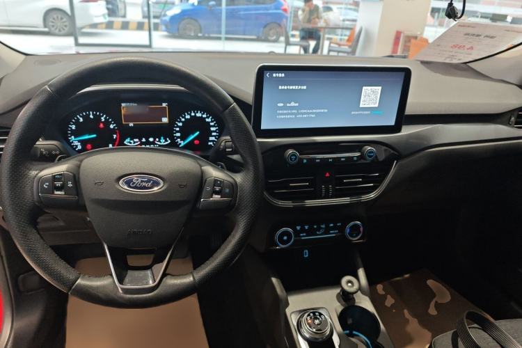 Used Ford Focus Active 2020 EcoBoost 180 Automatic Trendy Model Interior 2