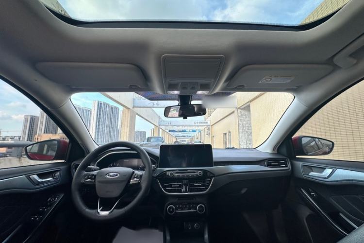 Used Ford Focus Active 2020 EcoBoost 180 Automatic Trendy Model Interior 9