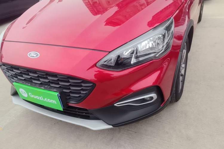 Used Ford Focus Active 2020 EcoBoost 180 Automatic Trendy Model Left Front Headlight