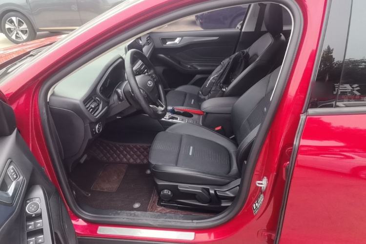 Used Ford Focus Active 2020 EcoBoost 180 Automatic Trendy Model Left Front Seat