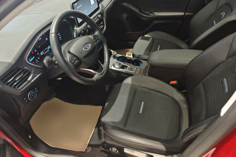 Used Ford Focus Active 2020 EcoBoost 180 Automatic Trendy Model Left Front Seat