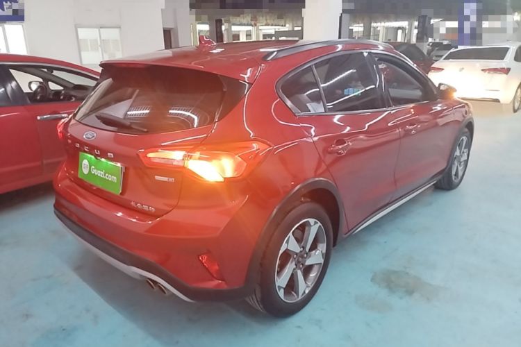 Used Ford Focus Active 2020 EcoBoost 180 Automatic Trendy Model Rear Right 45 Deg