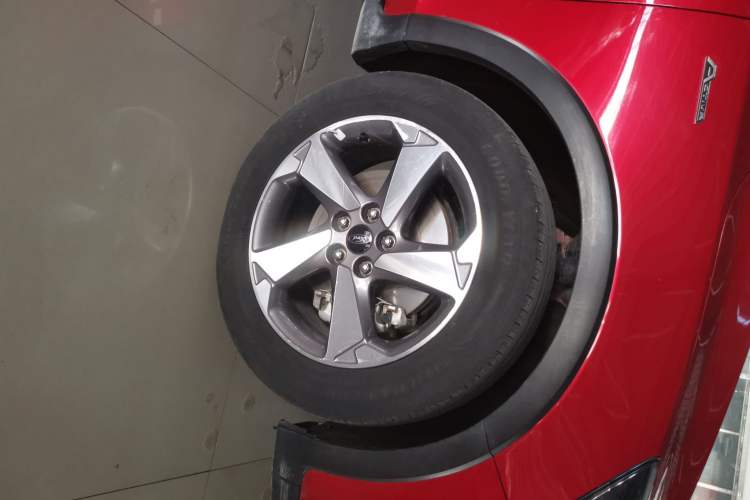 Used Ford Focus Active 2020 EcoBoost 180 Automatic Trendy Model Right Front Wheel Hub