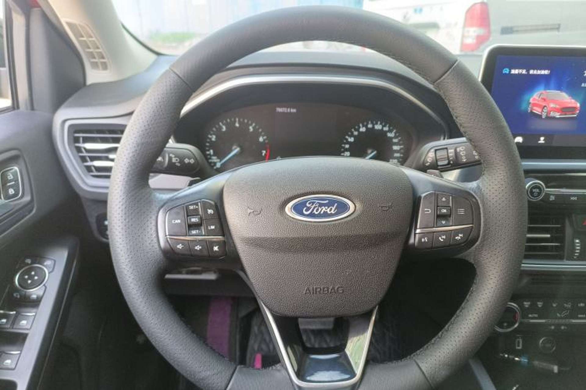 Used Ford Focus Active 2020 EcoBoost 180 Automatic Titanium Edition Steering Wheel