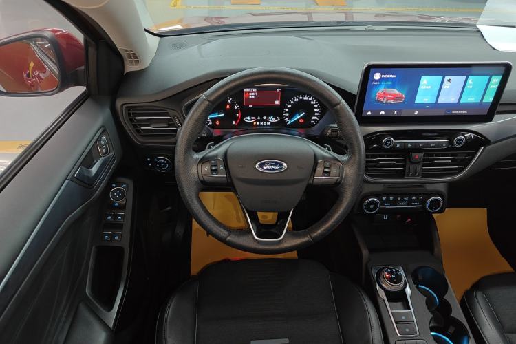 Used Ford Focus Active 2020 EcoBoost 180 Automatic Trendy Model Steering Wheel