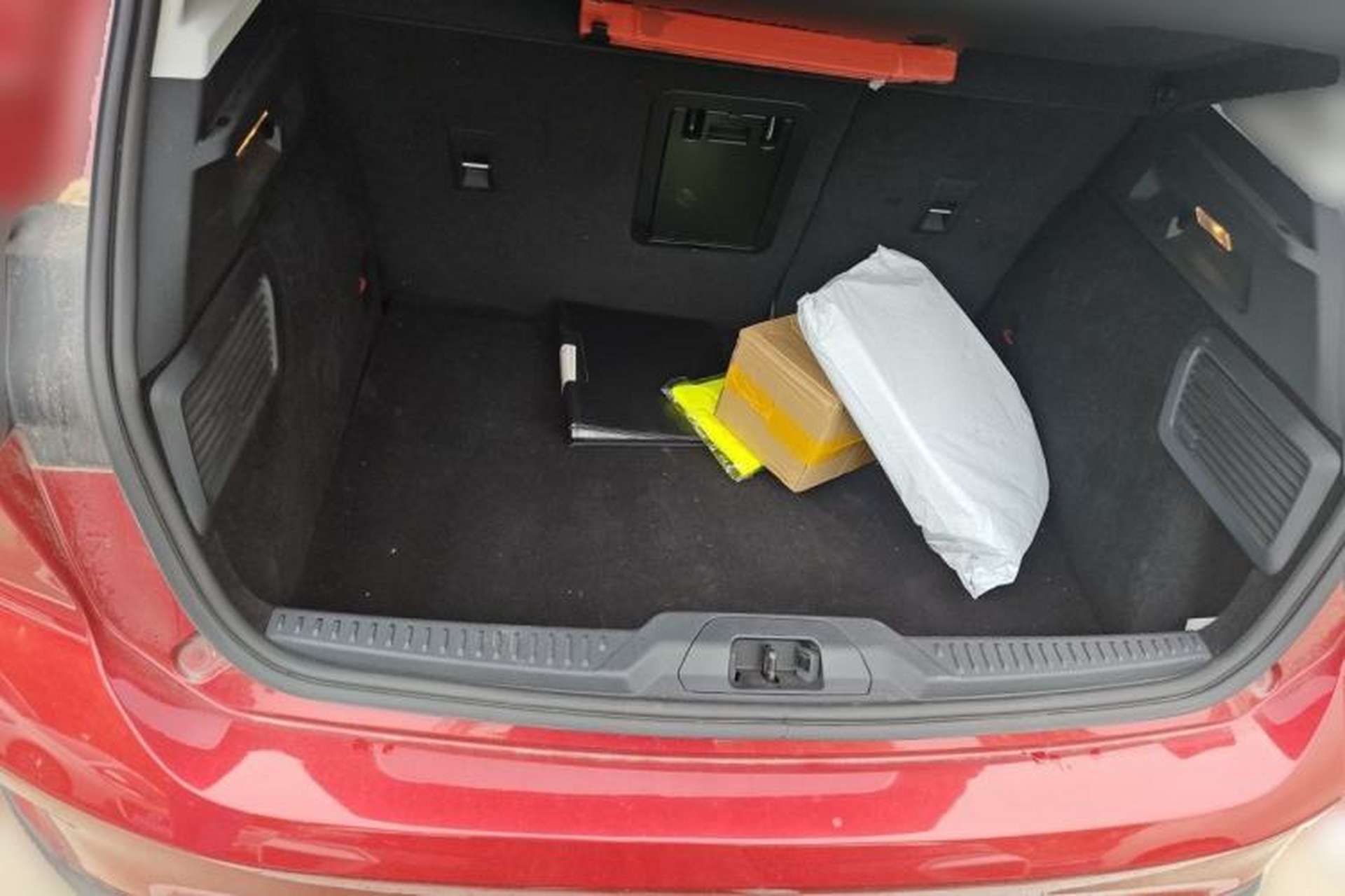 Used Ford Focus Active 2020 EcoBoost 180 Automatic Titanium Edition Trunk
