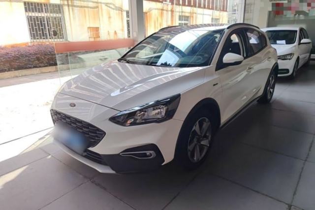 Ford Focus Active 2020 EcoBoost 180 Automatic Trendy Model de segunda mano