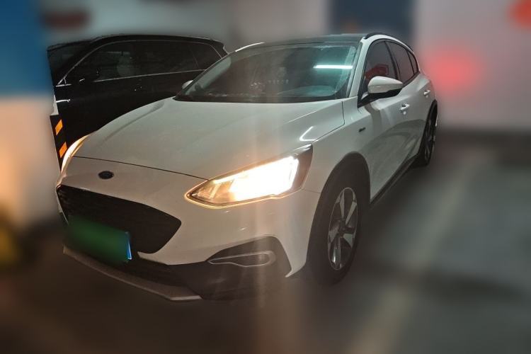 Used Ford Focus Active 2020 EcoBoost 180 Automatic Trendy Model Guazi used car, China used car export, Used car for sale, Used Ford cars, Cheapest cars for sale