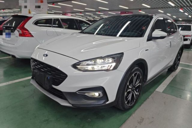 Used Ford Focus Active 2020 EcoBoost 180 Automatic Titanium Edition