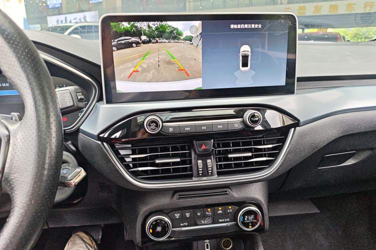 Used Ford Focus Active 2020 EcoBoost 180 Automatic Trendy Model Audio And AC Panel