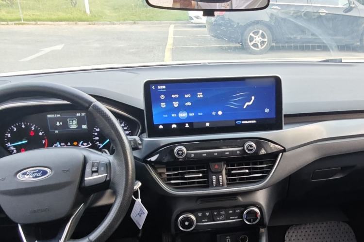 Used Ford Focus Active 2020 EcoBoost 180 Automatic Trendy Model Audio And AC Panel
