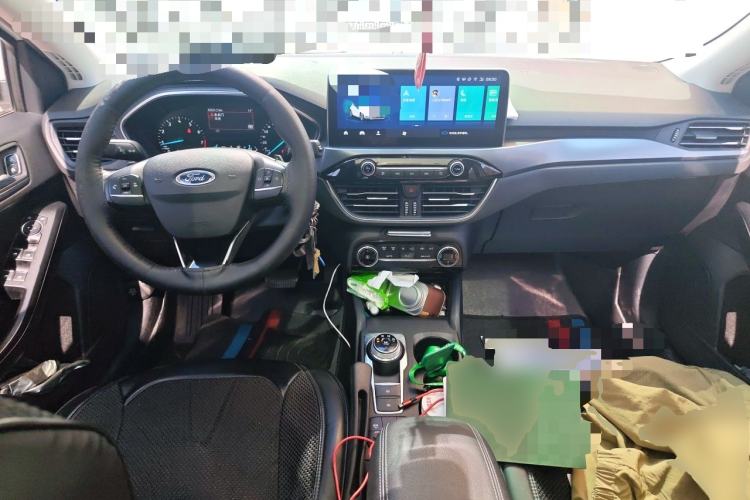 Used Ford Focus Active 2020 EcoBoost 180 Automatic Trendy Model Center Console