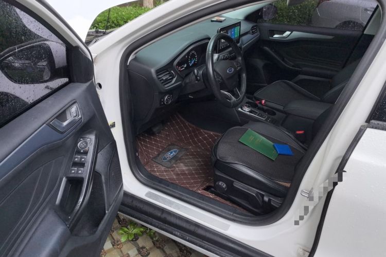 Used Ford Focus Active 2020 EcoBoost 180 Automatic Trendy Model Driver Seat