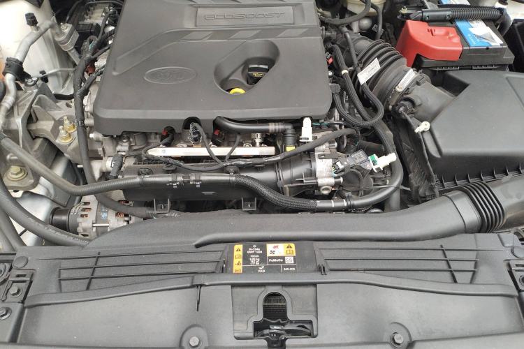 Used Ford Focus Active 2020 EcoBoost 180 Automatic Titanium Edition Engine Bay