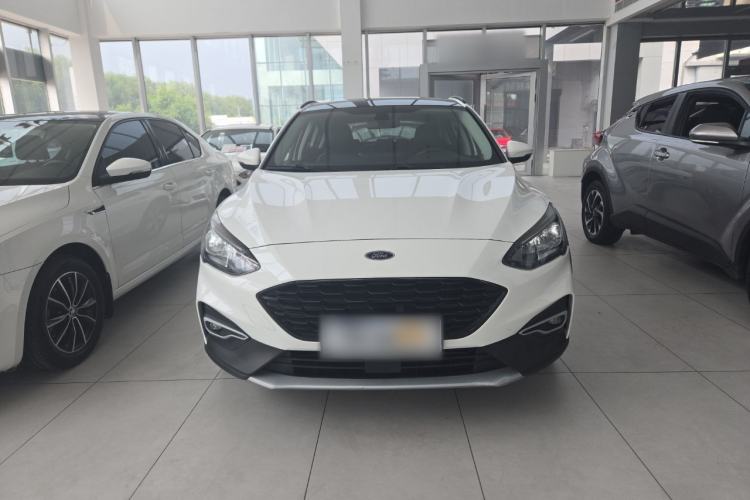 Used Ford Focus Active 2020 EcoBoost 180 Automatic Trendy Model Exterior 1