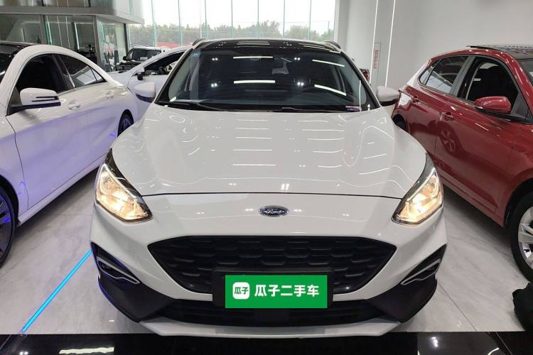 Used Ford Focus Active 2020 EcoBoost 180 Automatic Trendy Model Exterior 1