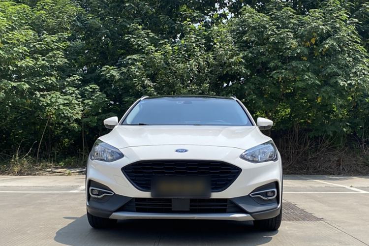 Used Ford Focus Active 2020 EcoBoost 180 Automatic Trendy Model Exterior 1