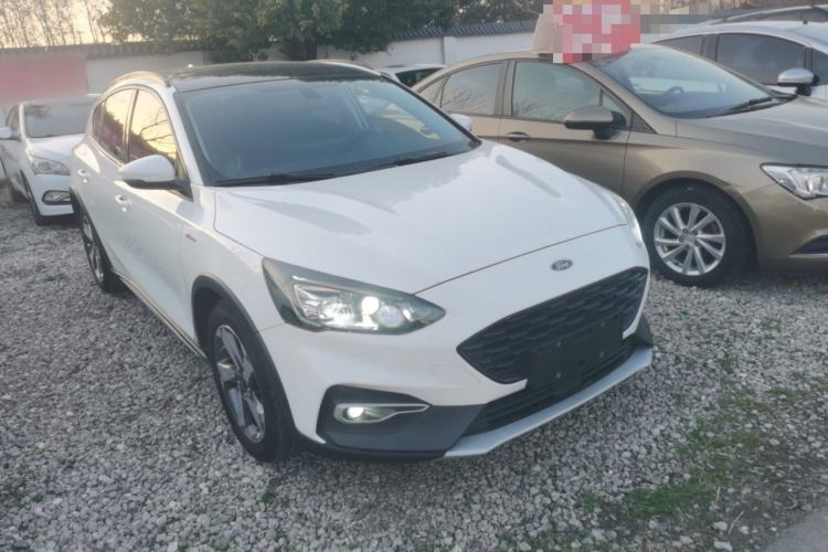 Used Ford Focus Active 2020 EcoBoost 180 Automatic Trendy Model Exterior 2